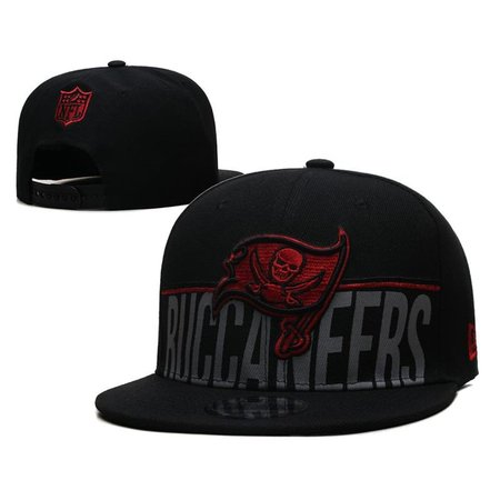 Tampa Bay Buccaneers Snapback Hat